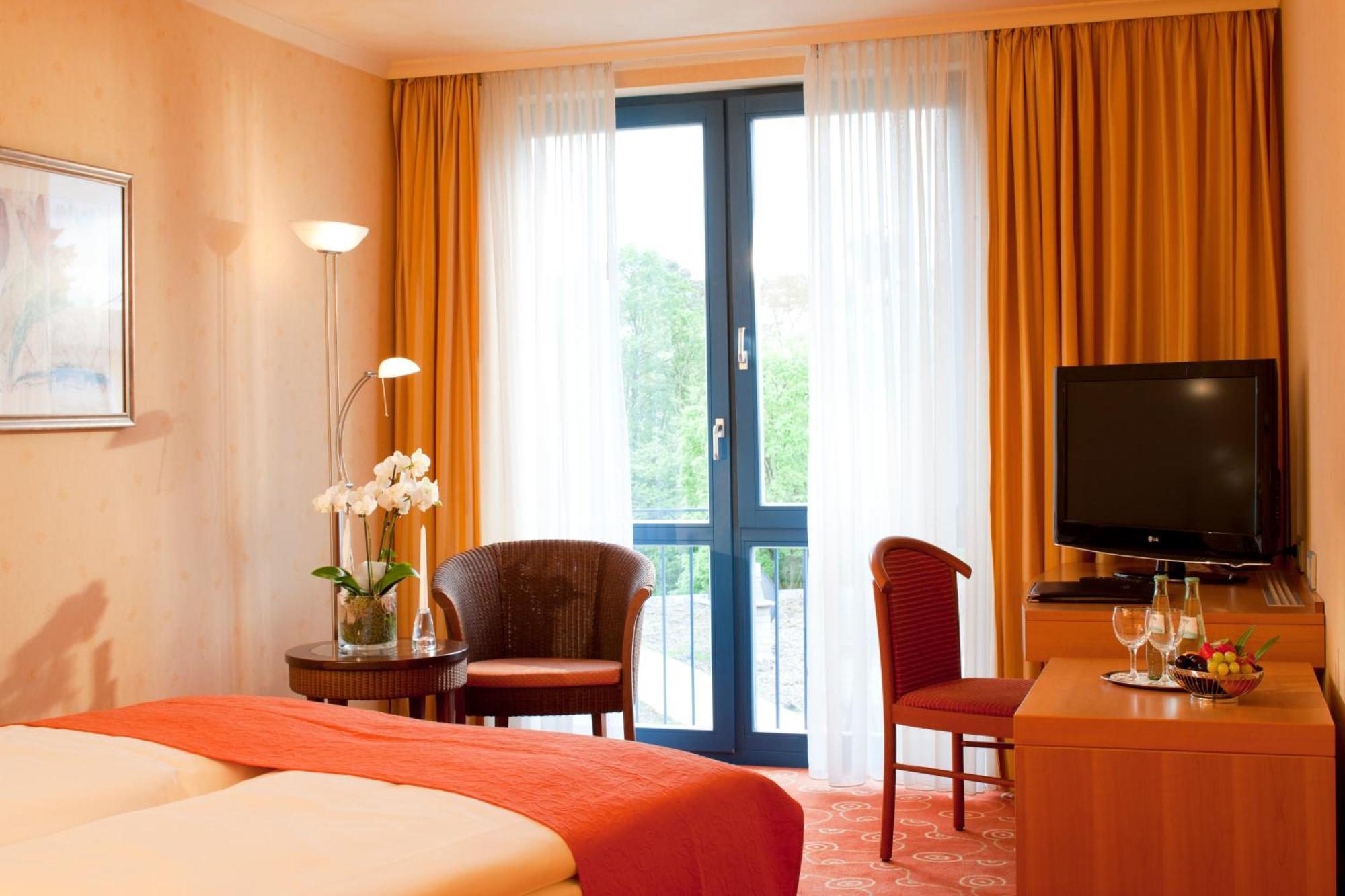 Vital Hotel Westfalen Therme Wellness Resort & Spa Bad Lippspringe Exteriör bild
