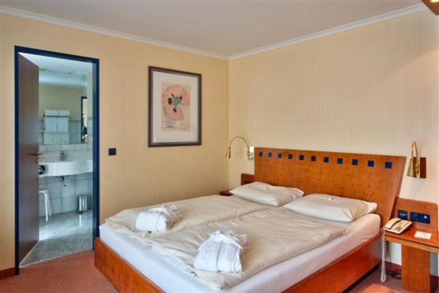 Vital Hotel Westfalen Therme Wellness Resort & Spa Bad Lippspringe Exteriör bild