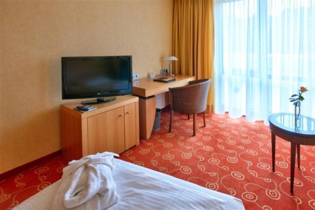 Vital Hotel Westfalen Therme Wellness Resort & Spa Bad Lippspringe Exteriör bild