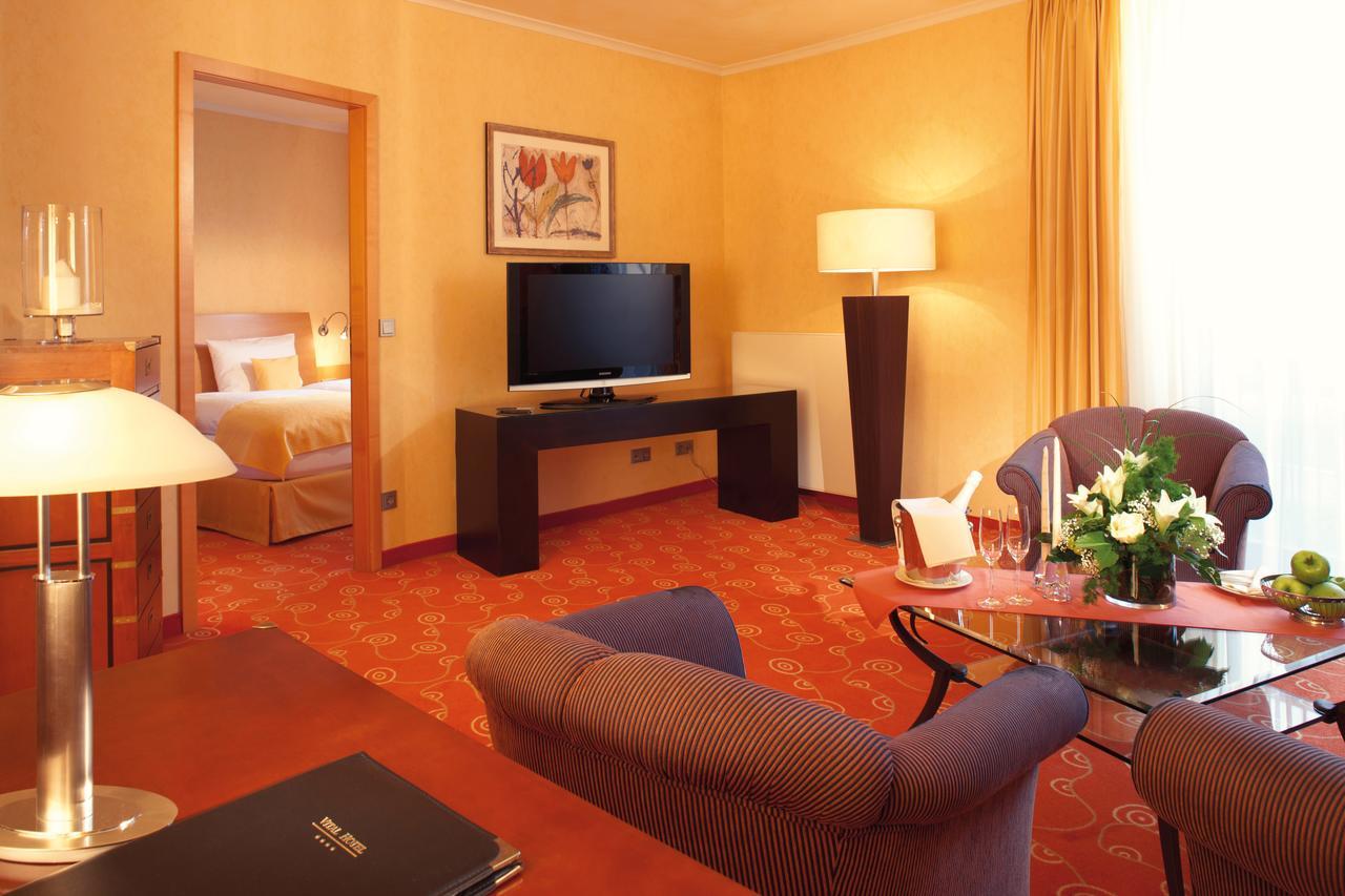 Vital Hotel Westfalen Therme Wellness Resort & Spa Bad Lippspringe Exteriör bild